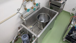 Production using the previous sterilizing bath