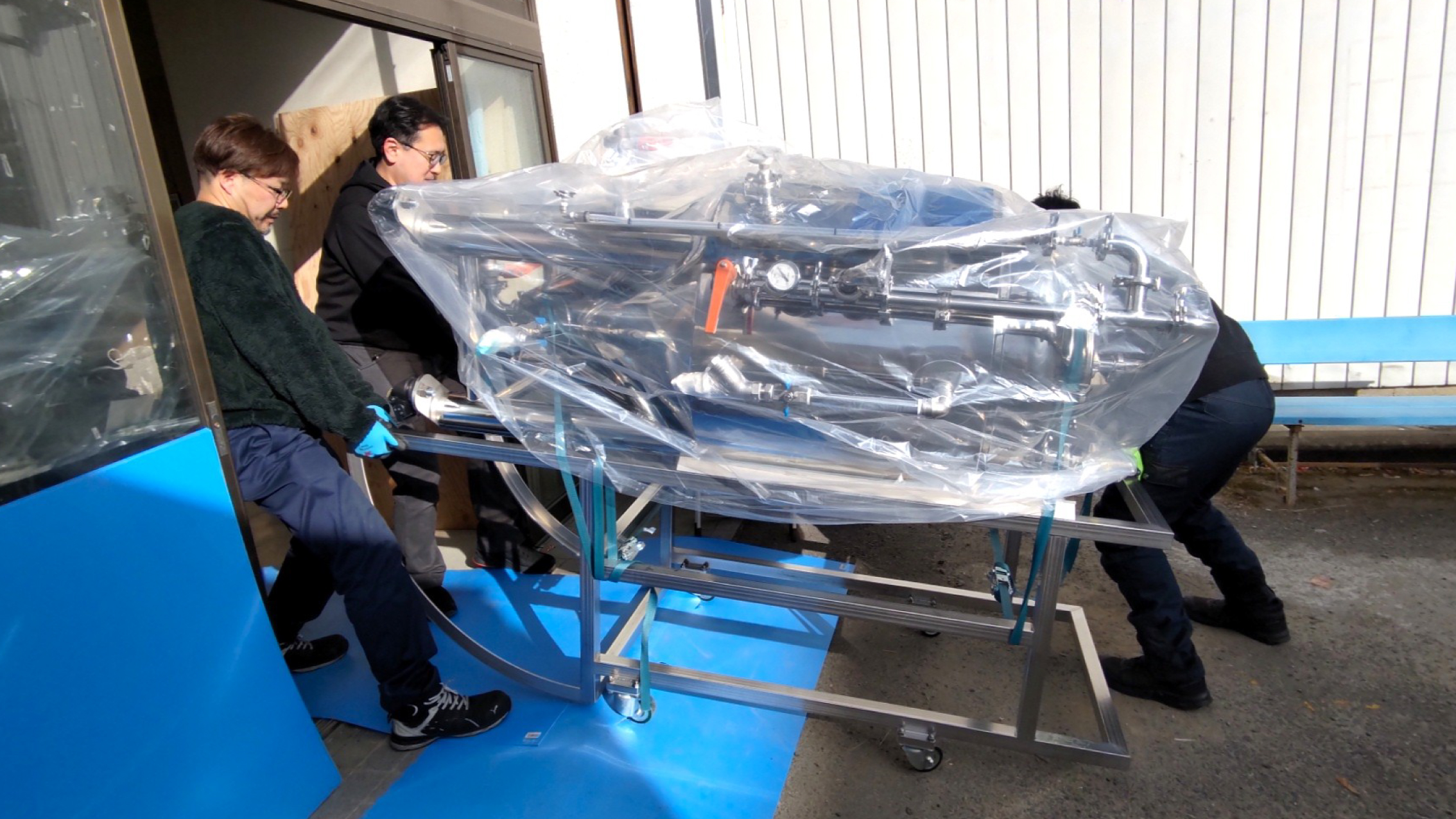 Equipment delivery day
