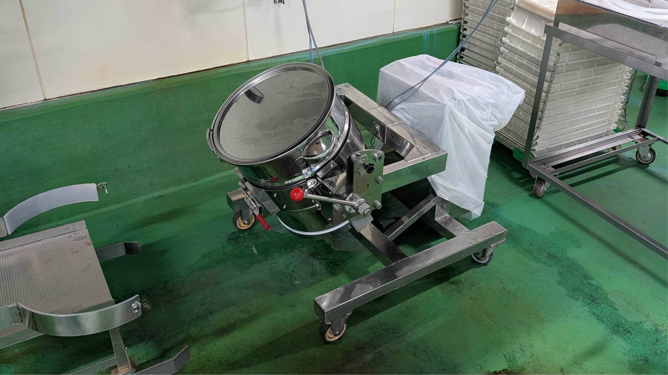 The rotary drum mixer